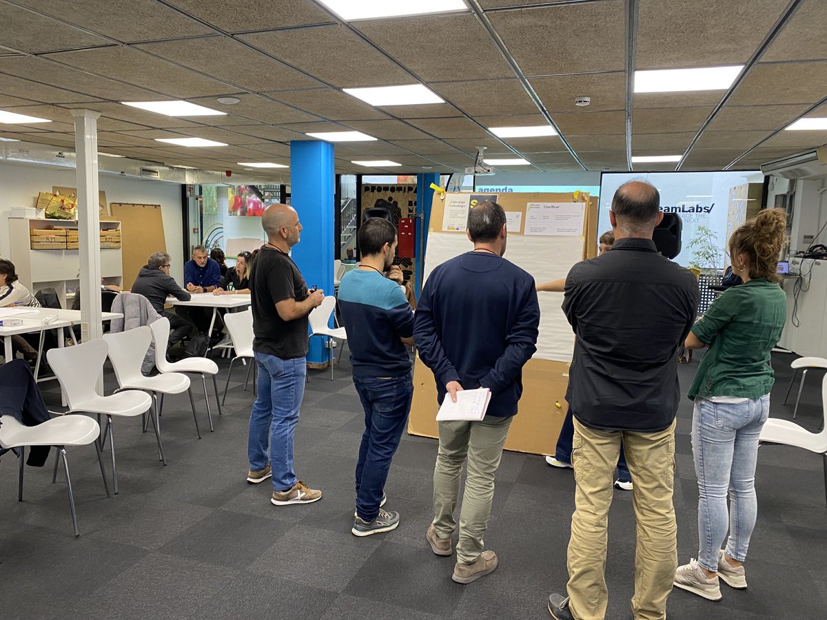 El treball en equip clau pel lideratge facilitador ⁦<a href="/educaciocat/">Educació</a>⁩ ⁦<a href="/teamlabs/">TeamLabs/</a>⁩ ⁦<a href="/ActivaFp/">ActivaFP</a>⁩