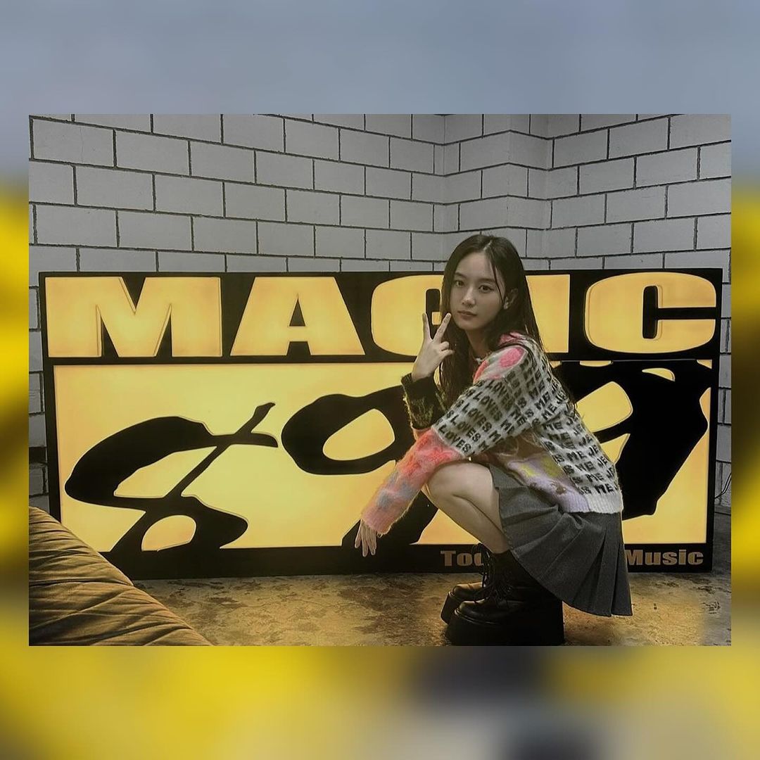 seorisdiary's tweet photo. 📸❄️ | Magic 89.9 Instagram update 

"Thanks for dropping by last Wednesday at the Magic HQ @from_seori! #magicexclusives"

#Seori #서리 @from_seori https://t.co/ko9KHOolsD