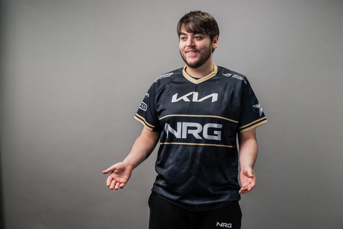 LCSOfficial's tweet photo. Quarterfinals ready. 

Watch NRG 🆚 WBG at 1AM PT / 4AM ET

#Worlds2023 https://t.co/iGUyYi92kh