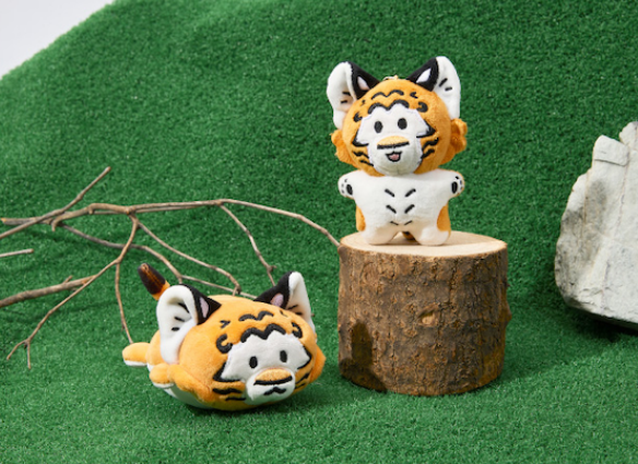 펀딩이 어제부로 마감 되었습니다. 펀딩에 참여해주시고, RT이벤트에 참여해주셔서 감사합니다!! 독자님들의 끊임없는 관심으로 작은 사이즈의 범이 인형이 제작될 수 있게 되었습니다. 언제나 고맙습니다!!❤️‍🔥❤️‍🔥