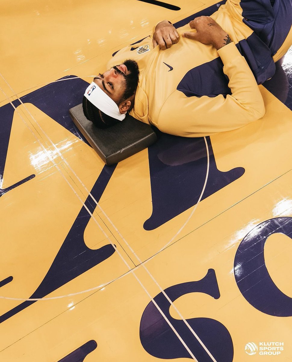 SpeakContext's tweet photo. So back to what LAL fans stood on all off-szn 

That team in the purple &amp; gold is DEEP

Goodnight. https://t.co/MxrSbnLvhs