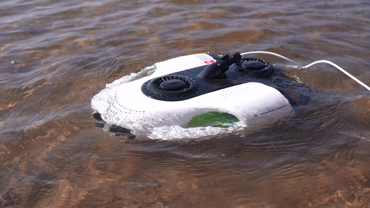 Bring our good friend #BWSpacePro！

Go explore the underwater 🌊Discover more unknown and interesting things.🏄

If you are interested, please visit our website for more information.
🔗oceanhearttech.com

#Youcanrobot #drone #underwaterdrone #underwater #4K #camera #dive