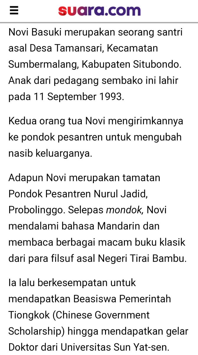 Perkenalkan...Novi Basuki jubir Ganjar Pranowo.
Santri asal Situbondo lulusan Universitas Sun Yat-Sen bergelar Doktor.
Cak Novi langsung dilamar untuk menjadi jubir oleh Ganjar di sebuah acara di Surabaya...dan lamarannya langsung diterima.
Gaya komunikasi Novi ini sangat