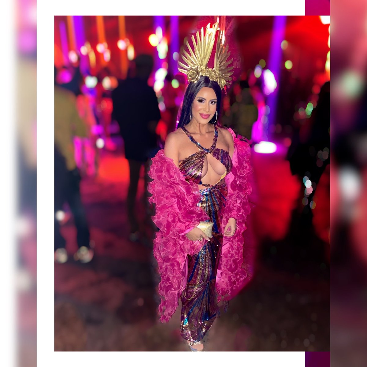 msmichelleten's tweet photo. channeling cherilyn sarkasian for this year’s roller disco, hosted by @everydayppl. hands-down one of the best parties during the halloween season. ￼🪩💃🏻🕺🏽 #cher #halloween https://t.co/OlouRfDSQL