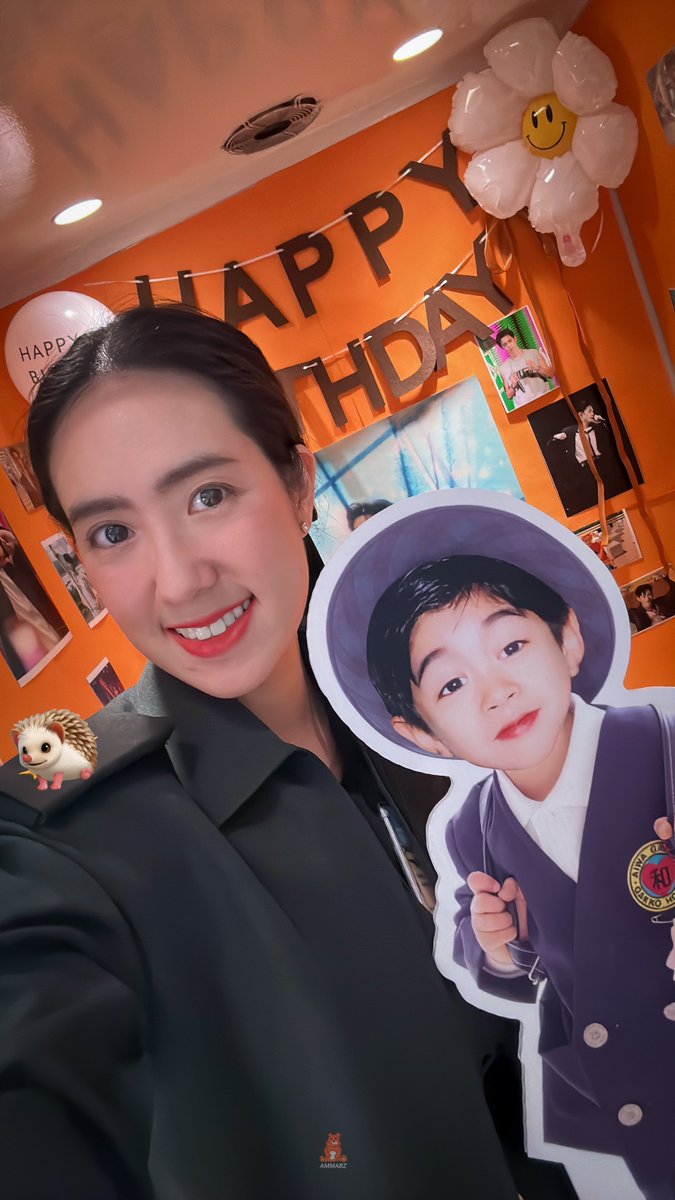 ammabz's tweet photo. @GunRatchanonFC รู้กแม่แอ้มน่ารักที่สุด~ 🧡🧸👑☀️😘
— Thx for these adorable giveaway 🎁💐
— #AMMABZ Hawaii Shirt for PROXIE GUN 27th BDAY 🍊🧡🏖️ https://t.co/TeqarKYgtc