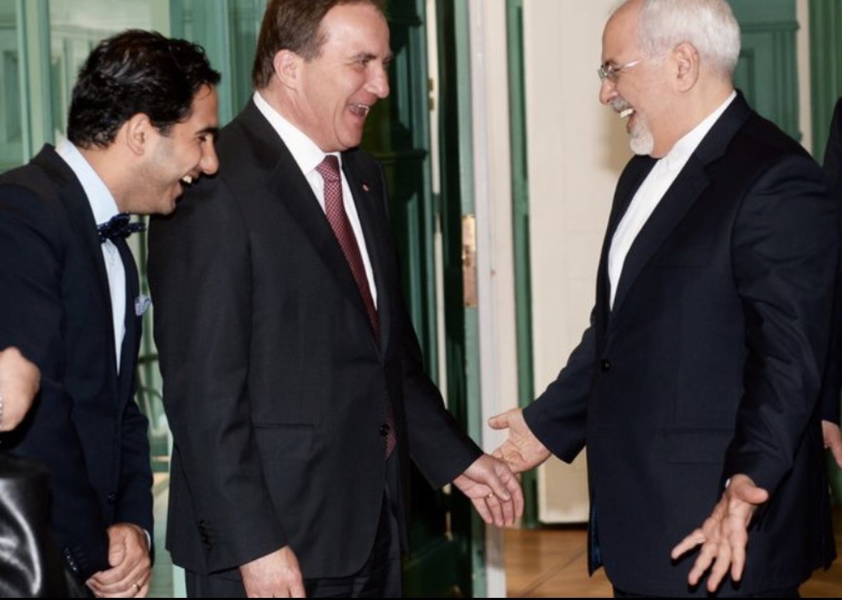 Dykaren21's tweet photo. Vi tackar aningslös sosseadel för att ha krattat manegen för mullorna i Iran så att de idag får ta över ordförandeklubban för FNs råd för mänskliga rättigheter. Klägget frotterade sig &amp; Jan Eliasson tillrättavisade journalister som hade kritiska frågor till utrikesmin Javad Zafir https://t.co/7OhvSf0ts7