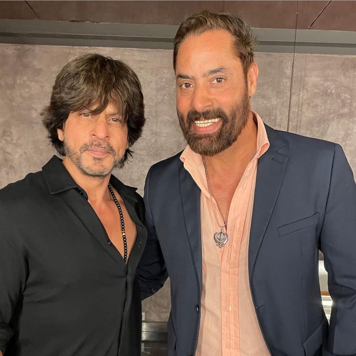 Happiest birthday PATHAAN💐🎂🎁
Lots of love from your RAZA💕💕
#ShahRukhKhan #birthday #wishes #2november #pathaan #shajichoudhary <a href="/iamsrk/">Shah Rukh Khan</a>