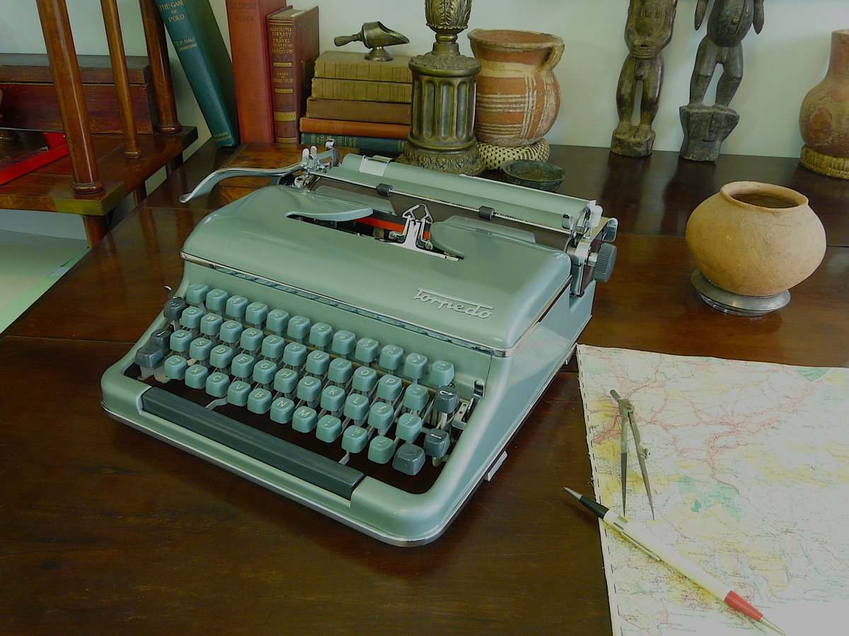 The Model 18 typewriter from Torpedo is such a wonderful and sought-after typewriter that we try to keep them "in stock" at the Acme Studios Gallery. We have a new one available, with a new platen! 
If you don't know the Model 18, ask a #typewriter aficionado. Or contact us!