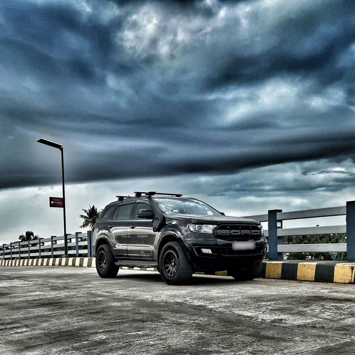 Today s ThrowbackThursday is an amazing click by UKV of his Ford. Share your FordMoments with us and stand a chance to get featured. PC UKV endeavour.india.official https t.co CyUsCzu3yt Today s ThrowbackThursday is an amazing click by UKV of his Ford