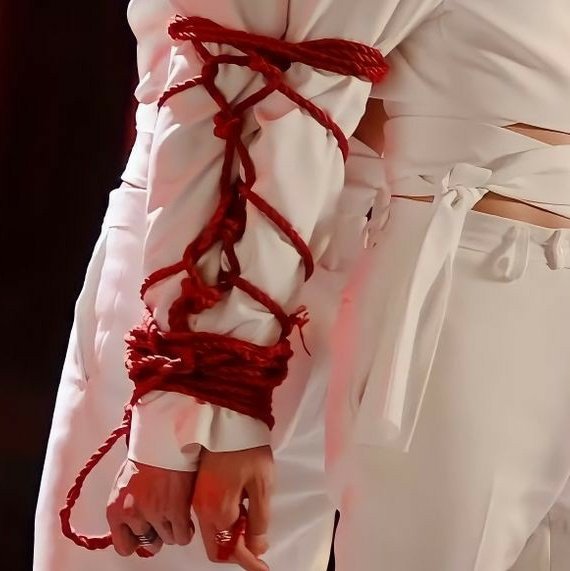 wan_caat's tweet photo. 🧵🔞 de skz con contenido 🔞 aclaro que es 🔞 https://t.co/YoKZ01Ieww