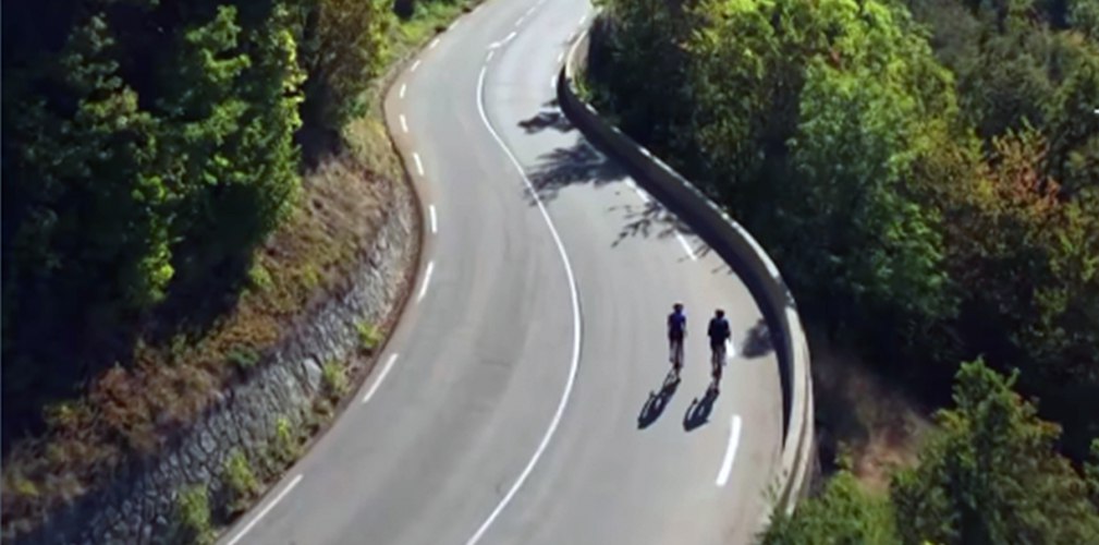 bici.PRO (@bicipro1) on Twitter photo E' stata protagonista del momento clou della presentazione de <a href="/LeTourFemmes/">Le Tour de France Femmes avec Zwift</a>, l'effetto sorpresa: <a href="/marta_cavalli98/">Marta Cavalli</a> (insieme ad <a href="/EvitaMuzic/">Evita Muzic</a>) sul megaschermo del Palazzo dei Congressi di Parigi, che scalava l'Alpe d'Huez In una ricognizione misteriosa. Lassù infatti si chiuderà in E' stata protagonista del momento clou della presentazione de <a href="/LeTourFemmes/">Le Tour de France Femmes avec Zwift</a>, l'effetto sorpresa: <a href="/marta_cavalli98/">Marta Cavalli</a> (insieme ad <a href="/EvitaMuzic/">Evita Muzic</a>) sul megaschermo del Palazzo dei Congressi di Parigi, che scalava l'Alpe d'Huez In una ricognizione misteriosa. Lassù infatti si chiuderà in