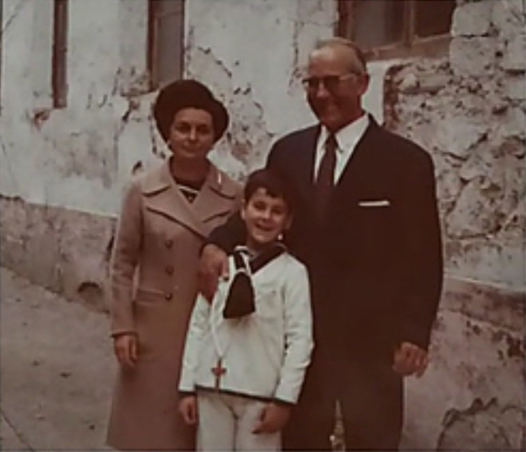 ConsuorF's tweet photo. #TalDiaComoHoy 1978 tres terroristas de #ETA asesinaron en #Irun al constructor José Luis Legasa Ubiría, fue salvajemente ametrallado por negarse a pagar a ETA su chantaje criminal. El CHIVATO fue un trabajador suyo.

De los #héroes será el que más ¿Quieres saber porqué?

🧵 https://t.co/rqA2OYSyTJ