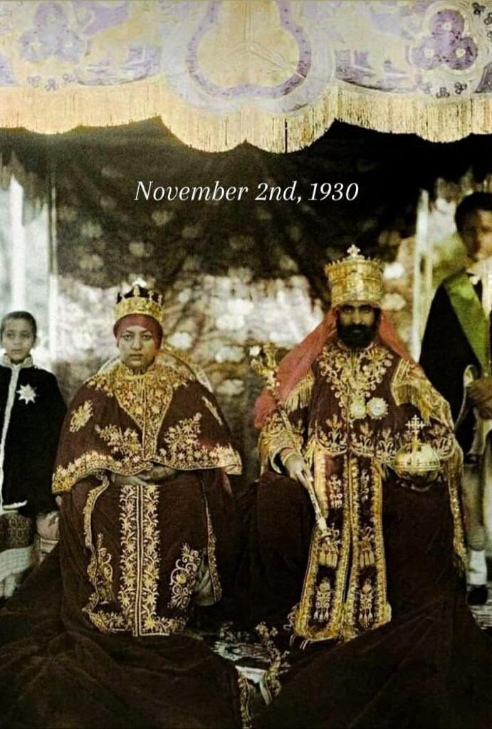 t_Imara8's tweet photo. Coronation day again… go red gold and green.
@rukwebi 
@i_Birere 
@LionImanzi 

#groundation

♥️💛💚 https://t.co/Mk3vGPD5yz