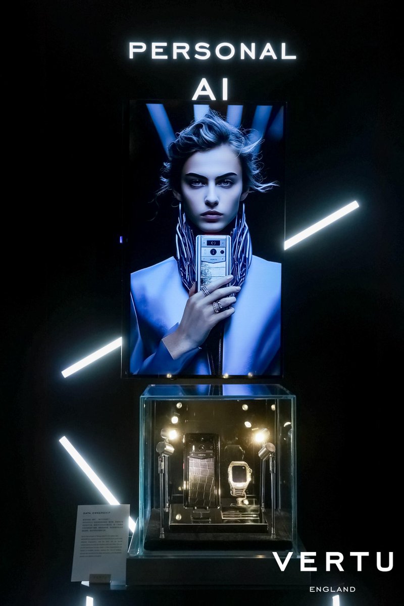 VertuEngland's tweet photo. Exciting times at #VERTU! Yesterday's product launch event was a huge success. Thanks to everyone who joined us! 🚀 #METAVERTU #AIPHONE #WEB3PHONE #OneMoreBrain #AI #WEB3 #LuxuryPhone #HongKong #LUXURY https://t.co/AZwt4wtDk3