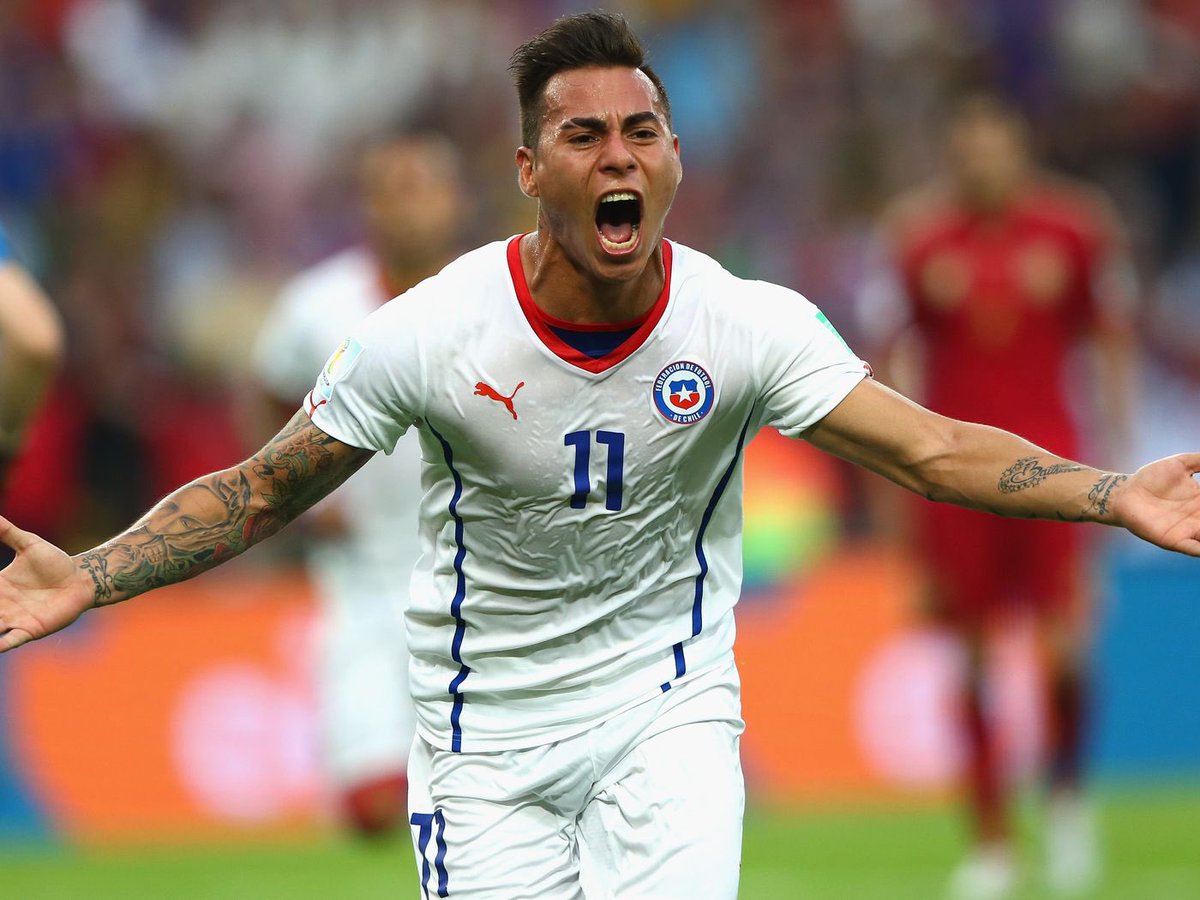 emitlzcl's tweet photo. Eduardo Vargas sans hésiter https://t.co/ee7bgPaz1F