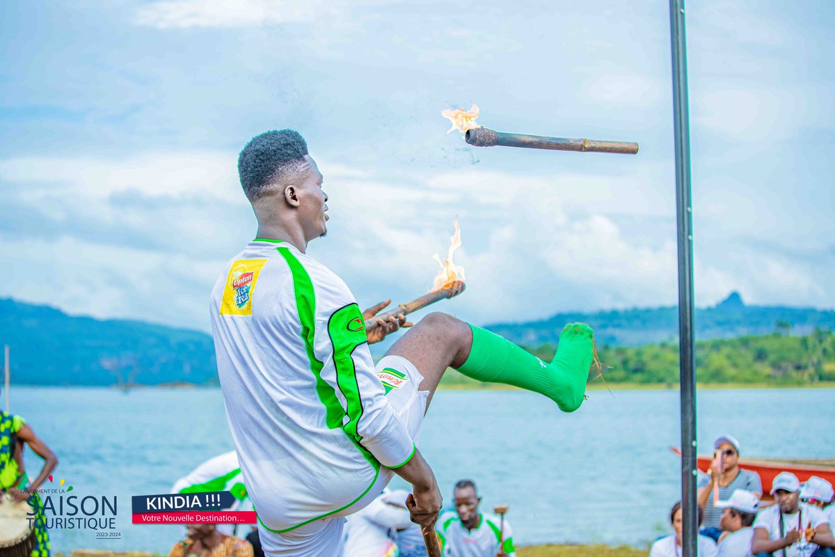 [ Lancement de la Saison Touristique ]

Jour 2 Étape SAMAYA🛖🛶

Revivez en images les activités de la deuxième journée de la cérémonie de lancement de la nouvelle Saison Touristique 2023.

La Prestation de la Troupe SININ SABOU de <a href="/iyatraore/">iya TRAORÉ</a> 

#KindiavotreNouvelleDestination