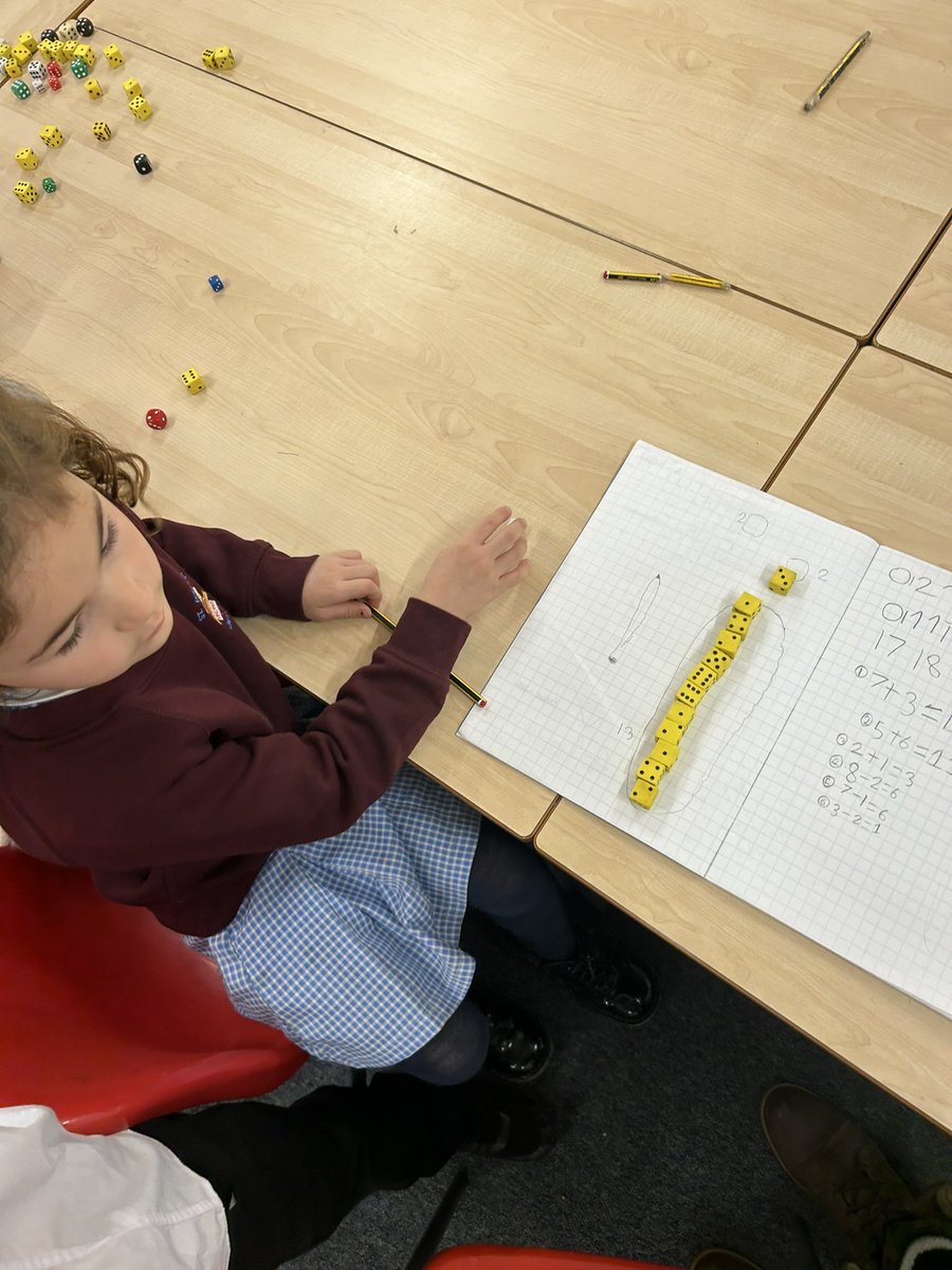 Mrs Taylor tweet media