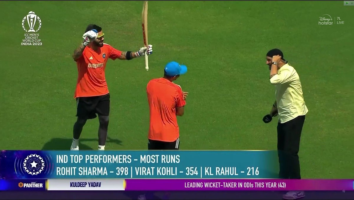 neemeshsir's tweet image. 😂😂😂 Virat Kohli shows off his hilarious dance moves and makes everyone laugh. Watch the video and see why he is the most fun-loving cricketer ever! #ViratKohli #FunMode [Star Sports]. #INDvSL #CWC23INDIA