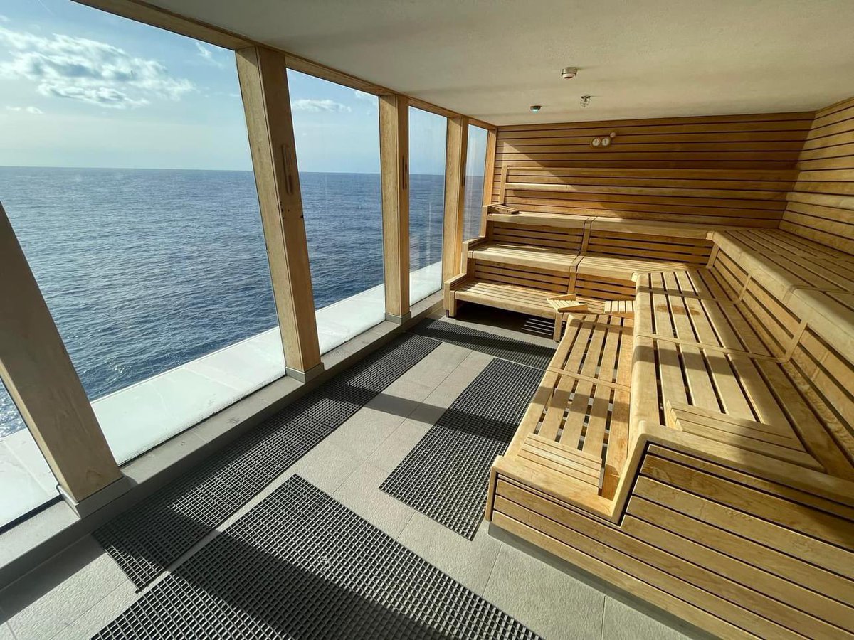 travelblogjamie's tweet image. The thermal suite on #Marella Voyager. It was £29pp for a day pass (useable until 10pm) &amp;amp; we had an offer of a further £20pp to use it for the whole week. Deals to be had! A great space with multiple experiences. Will be featuring in my first feature length vlog about our #cruise
