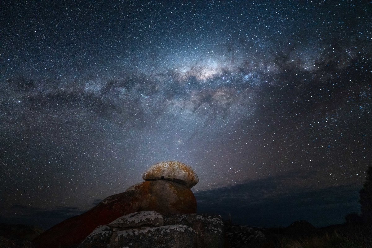 ReFiDailyNews's tweet photo. @VairagyaSadhana here some night sky images around tasmania i thought you'll like sir https://t.co/apWqqRAn3B