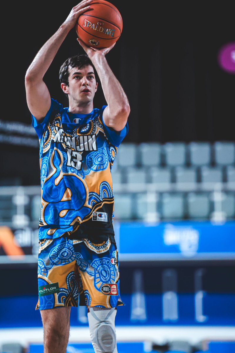 BrisbaneBullets's tweet photo. All in. Tip-off 6:30pm

#RIVERCITYSTRONG https://t.co/PJ71odWd9v