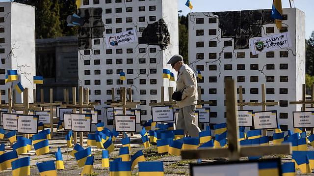 juanyttorres's tweet photo. Het ware gezicht van de 'Russische wereld' in de bezette gebieden van Oekraïne
https://t.co/got1QUgLZt
#Politik #UkraineRussiaWar #RussianArmy #Occupy #Deutschland #Bundestag https://t.co/K5OJbp10hf