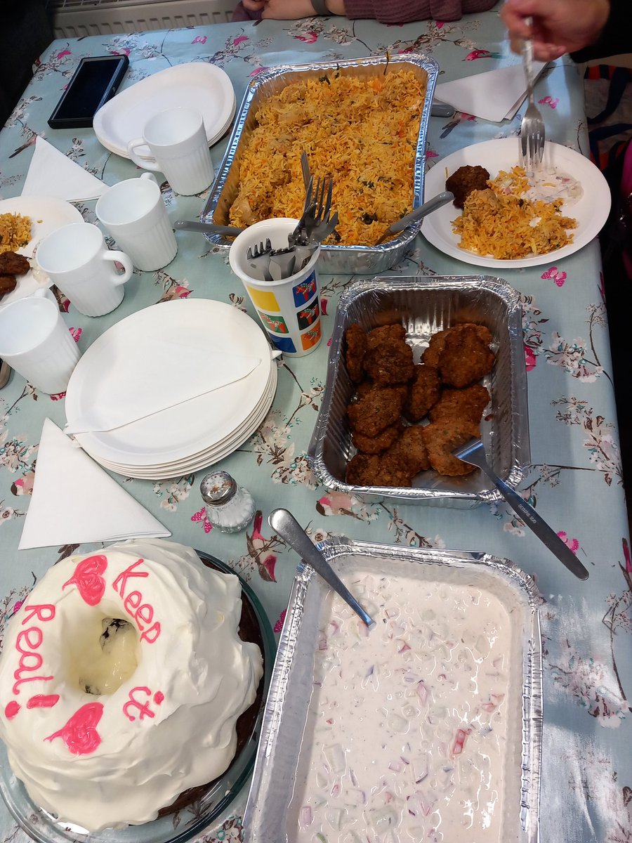 IWBS_Family's tweet photo. Our parents have surpassed the tea &amp; biscuits.!!Thanks to our talented parent Sophia we enjoy a hearty meal before we get stuck into our Christmas prep for our fundraiser.
How lucky are we 😆 🤣 😂 https://t.co/OT7ZpLk0se