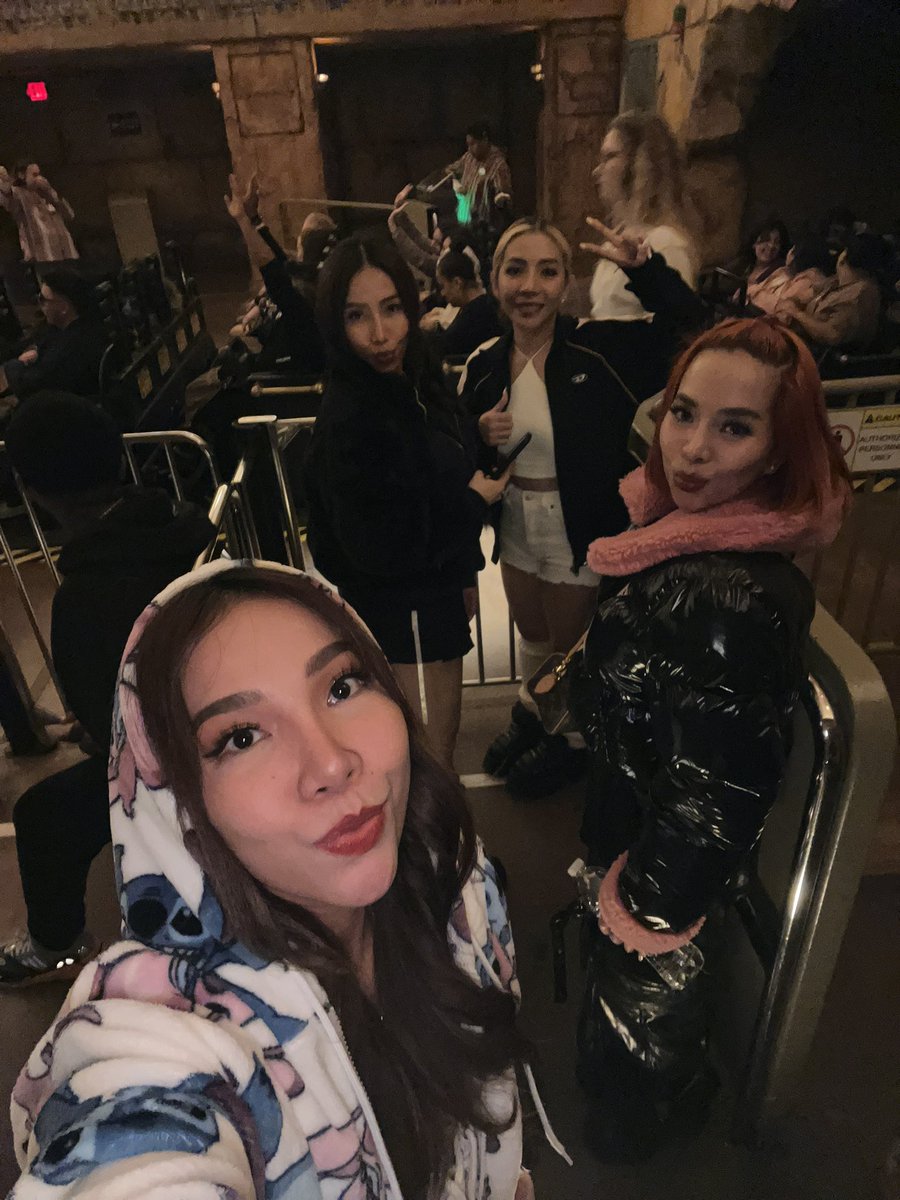 4thimpactMylene's tweet image. No place I’d rather be @UniStudios 👻🎃🇺🇸

See you guys on our first ever US Tour Concert this coming November 17&amp;amp;19.. for tickets visit 4thimpactgroup.com ♥️
#4thimpact #universalstudioshollywood #halloween2023 ✨