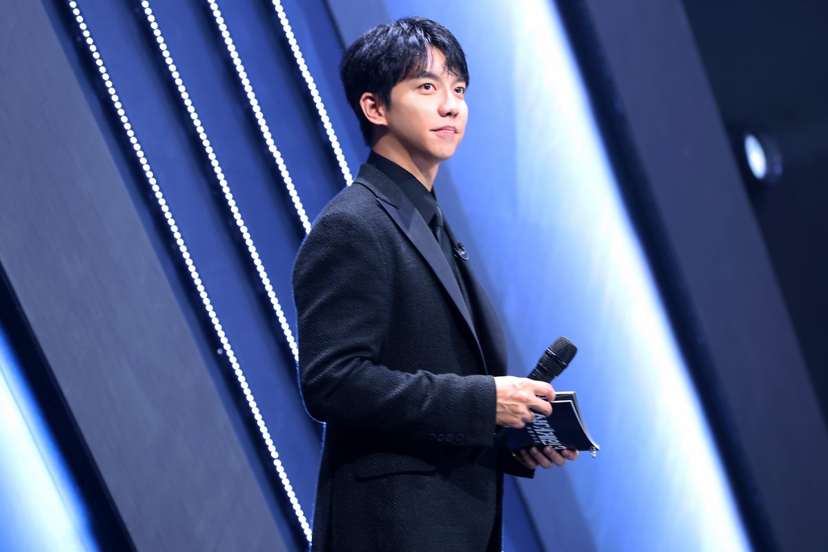 .　 ∧,,∧
∩(＾ 0 ＾)∩     All 어게인~A~
ヽ　　　ノ       
　.|　　|
　 U⌒U.

오늘은 MC승기님 보는 날~(~˘▾˘)~♫•*¨*•.¸¸♪
모두 승기님과 신나게 달릴 준비 되셨죠?! 💨

JTBC <싱어게인3>
오늘밤 10시 많은 시청 부탁드립니다-!

#싱어게인3 #jtbc #MC #이승기 #LeeSeungGi