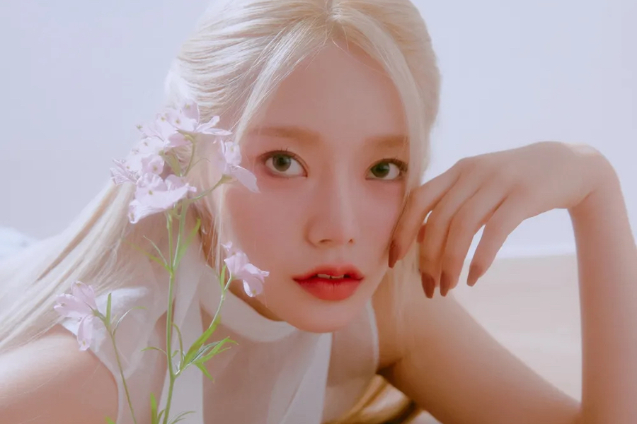 soompi's tweet photo. ATTRAKT Announces Plans To Continue #FIFTYFIFTY With #Keena And 3 New Members
https://t.co/FMPEKqfZ2x https://t.co/yCLLFY7A0q