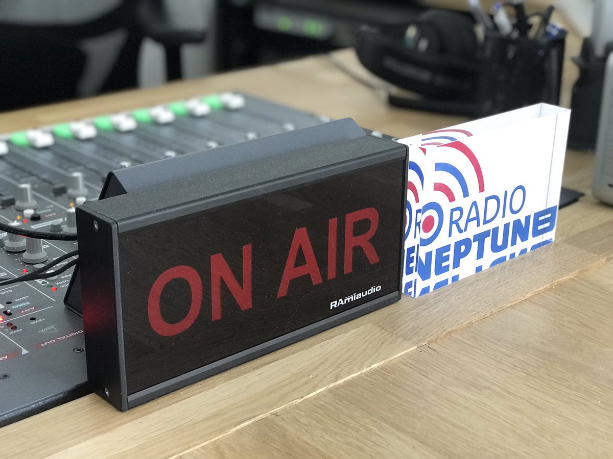 Notre émetteur FM de Quimper sur 93.8 est à l’arrêt depuis 5h40. Il n’est pas possible de savoir quand il sera de retour sur les ondes. Celui de Brest sur 95 fonctionne. #TempeteCiaran