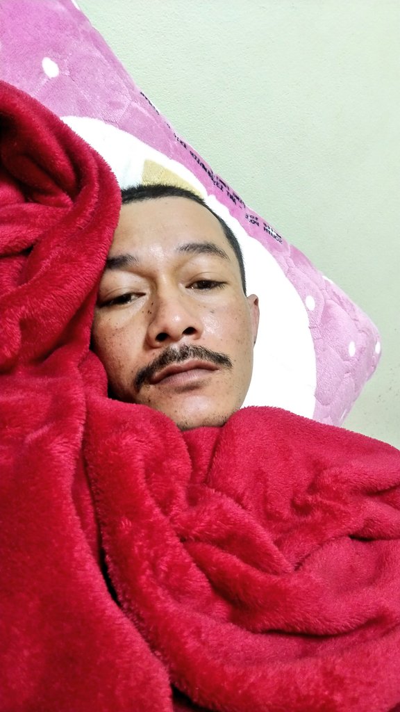 หมดแรง..สภาพพึ่งตื่น
คิวสักตอนเย็น เจอกันครับ
#พิกัดซอยคุณพระ