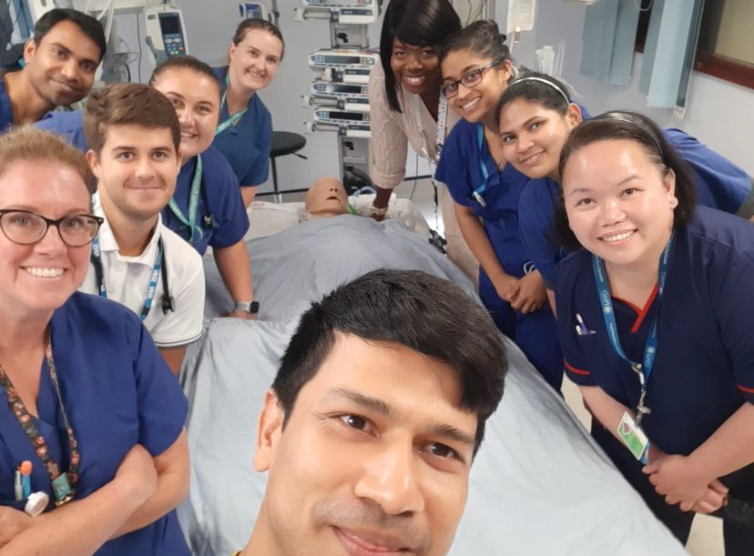 CriticalCareBas's tweet photo. Live simulation of the deteriorating patient in #BasildonCCU An impromptu, surprise training session on managing periarrest. AHPβs, nurses, doctors all learning how to improve teamwork, communication and clinical skills in the emergency setting. Valuable lessons learned https://t.co/JW4UCejPuP