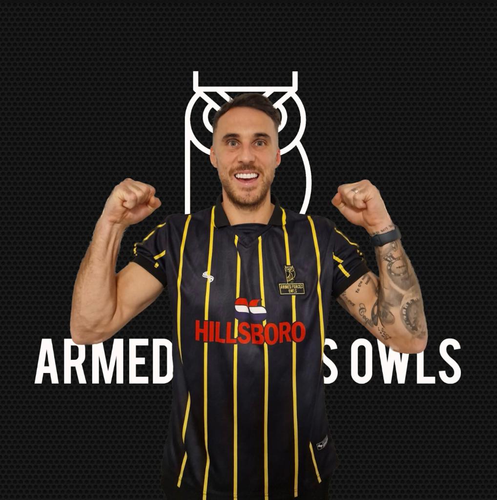 ArmedForcesOwls's tweet image. Please give a warm welcome to Sheffield Wednesday's No.9, Lee Gregory, who joins the team as Armed Forces Owls' first player ambassador!
Thank you for offering up your time to help the Forces community 🦉💙 Content to follow...
#swfc #ArmedForcesOwls