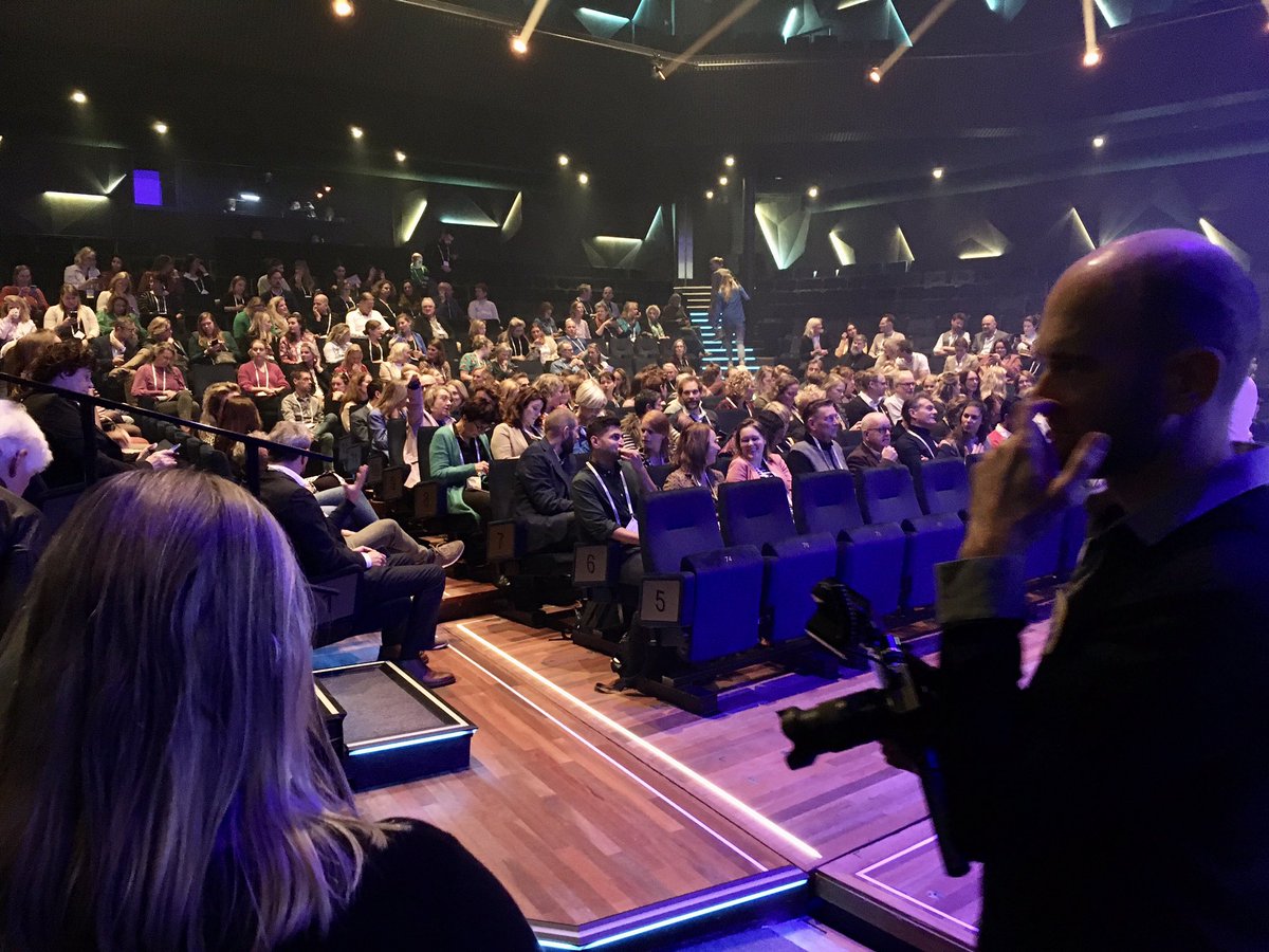 On the Spot (@magazineonthesp) on Twitter photo We beginnen! #PubCom23 het congres voor communicatiemensen bij de overheid. We zijn er met een stand, maken een luisterverslag en geven een sessie over luisteren naar mensen. Samen met <a href="/Logeion/">Logeion</a> We beginnen! #PubCom23 het congres voor communicatiemensen bij de overheid. We zijn er met een stand, maken een luisterverslag en geven een sessie over luisteren naar mensen. Samen met <a href="/Logeion/">Logeion</a>