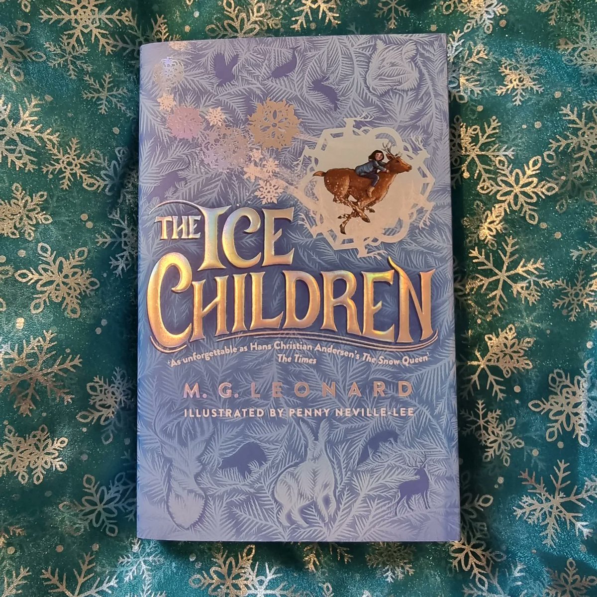 #TheIceChildren by M.G.Leonard is out today! I absolutely loved this wintry and magical Middle-Grade adventure. Read my review here:
instagram.com/p/CzI0mKJrPuz/…
@MacmillanKidsUK 
#childrensbooks #kidslit #middlegrade #books
