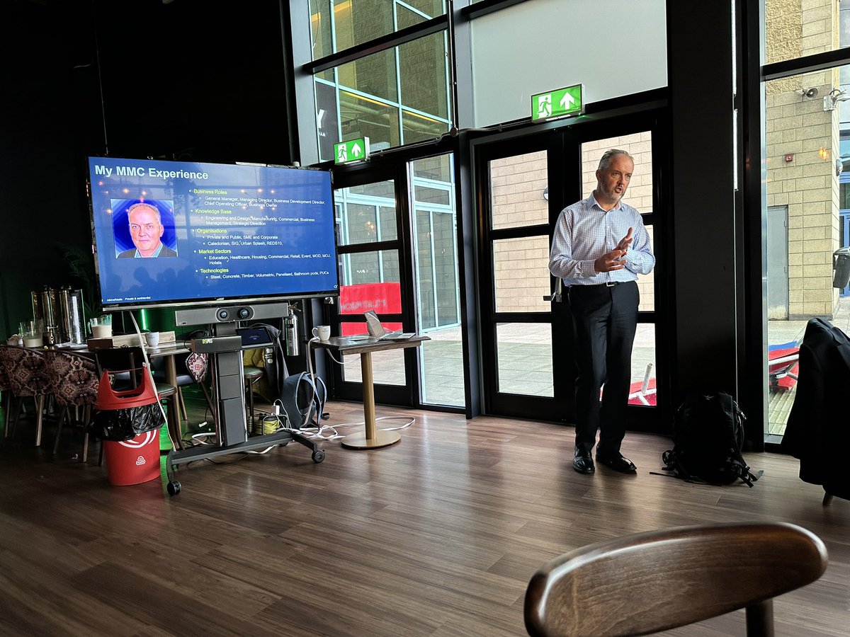 We’re at the FBE East Midlands breakfast in #Nottingham talking all things #MMC and sustainability. 
Tamsin Cottle introduces Steve Wightman of <a href="/atkinsrealis/">AtkinsRéalis</a> who is setting the MMC scene. Safety, Carbon &amp; diversity. 
,