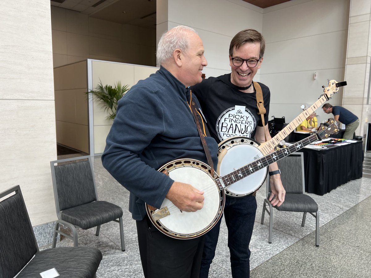 TimBurns88's tweet photo. With Pete Wernick at #IBMA2023. September 30, 2023.  🪕⁦@IntlBluegrass⁩ https://t.co/srAOEt3tHm