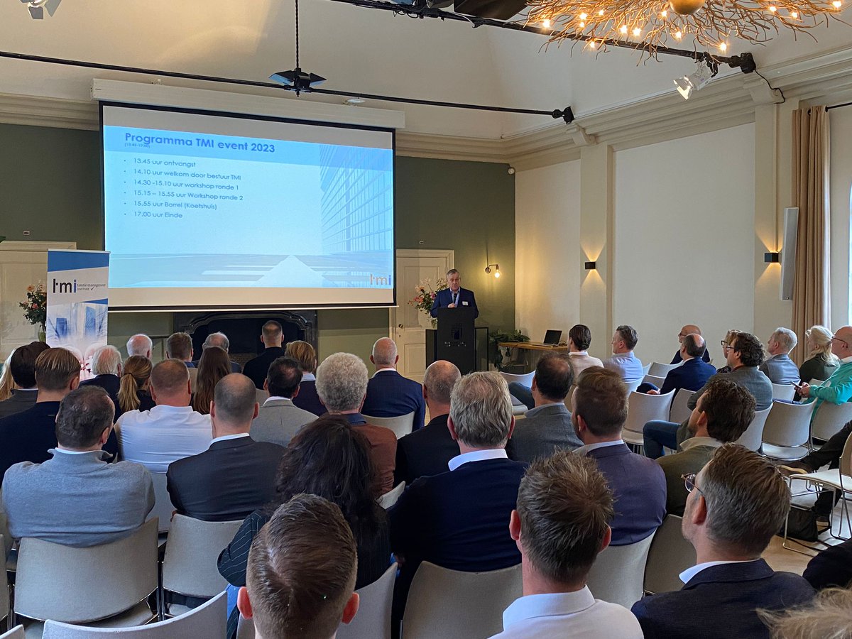 TMITMS's tweet image. Goed bezocht TMI taxatie-event @BuitenplaatsAmerongen met diverse workshops over coaching en mentorschap (Edith Tielen), kwaliteitsstraat (Joost Gijsbers) en referenties en data (Alba Sietses, fluX en Britt Smeets, brainbay). En netwerkborrel ! #taxaties #kwaliteit #taxateurs