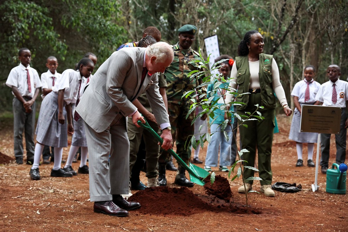 RoyalFamily's tweet photo. ‘Left unchecked, global warming, biodiversity loss and climate change are challenges which threaten us all and can only be met by the whole of society working together in the spirit of action, partnership and commitment. Nowhere is this spirit better embodied than here, in all of you.’ 

This week, in his speech at the UN in Nairobi, The King spoke of how communities in Kenya are protecting and conserving their country’s unique biodiversity. During #RoyalVisitKenya - and as it was announced that His Majesty will attend the #COP28 climate summit in Dubai - The King has spoken to Kenyans on the front lines of efforts to protect our environment. 

#RoyalVisitKenya