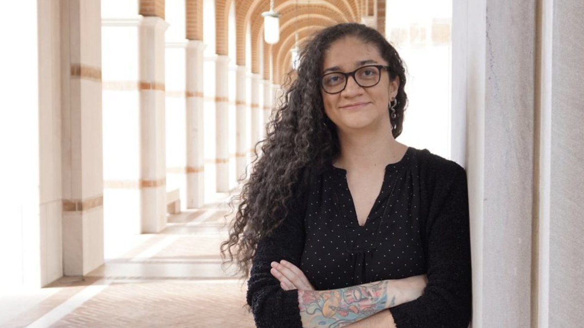 Rice CS PhD student <a href="/pcascanteb/">Paola Cascante-Bonilla</a> introduces a 1M-scale synthetic dataset at #iccv2023. It allows users to add synthetically generated objects like furniture &amp; humans to an image &amp; is the result of her collaboration with her <a href="/vislang/">vislang.ai</a> advisor Vicente Ordónez. bit.ly/3QIqA1p