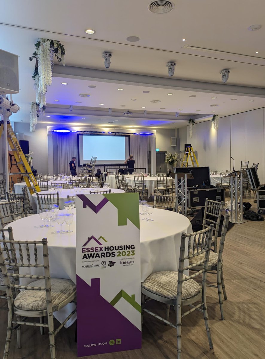 Behind the scenes at Greenwoods Hotel, our venue for tonight's 2023 Essex Housing Awards ceremony in partnership with <a href="/birkettsllp/">Birketts LLP</a> .  

Follow us on our LinkedIn page for live updates as we announce our 2023 winners.🏆

linkedin.com/company/essex-…

#essexhousingawards