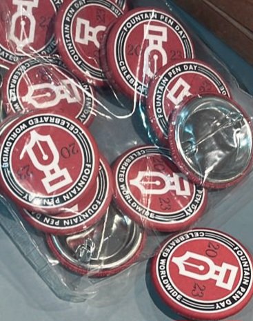 Write Here Shop tweet media