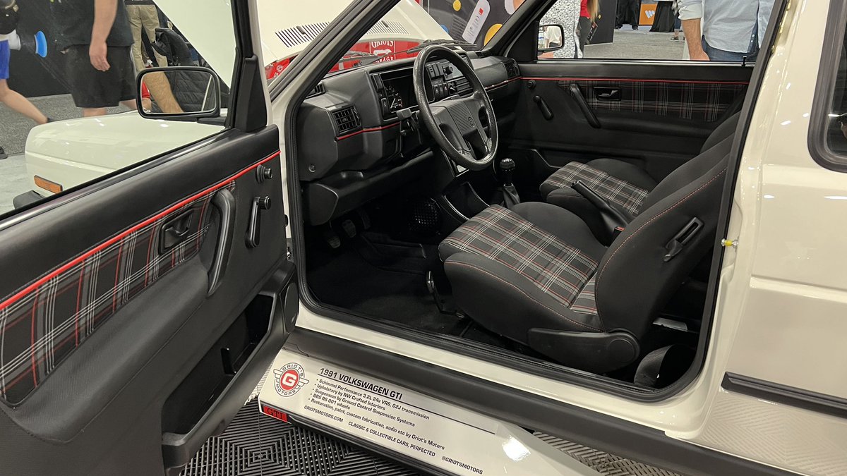 Everyday Driver tweet media