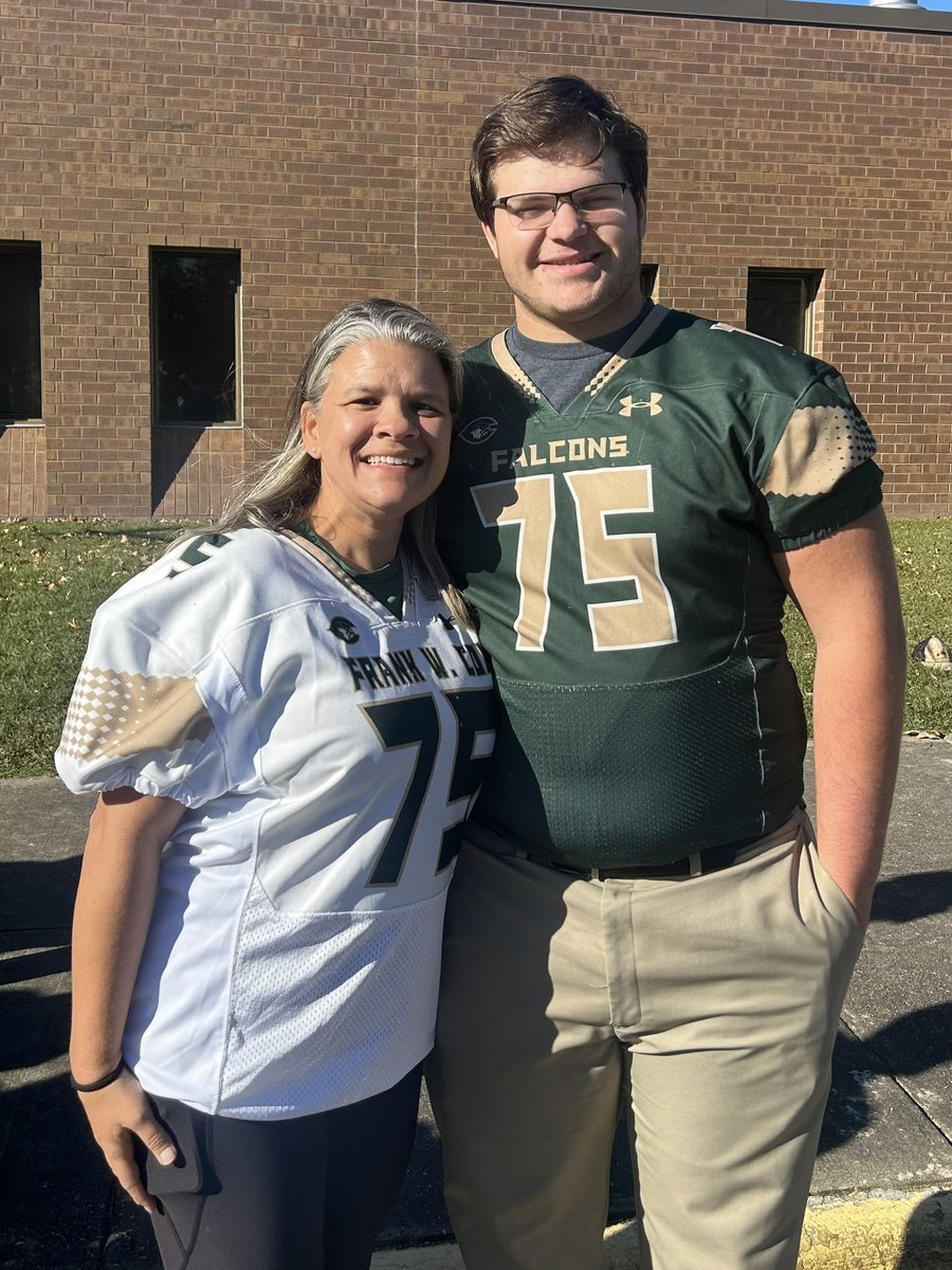 Day made! Thank you, Graydon! Go be great! 💚💛