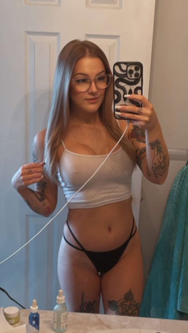 Good morningggggg 🩵 https://t.co/qtkpmUgwM8