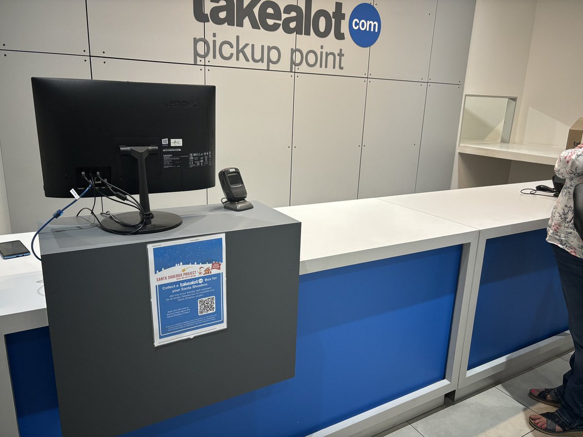 Michael13229077's tweet photo. @TAKEALOT this is awesome service , one lady that must do everything https://t.co/UdwEq0wXJZ