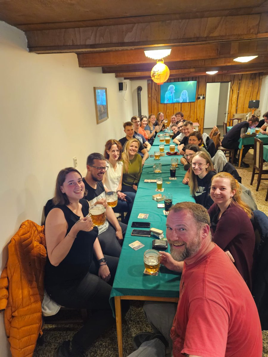 After a small refreshment stop in #Moravia, we finally head to the #Tatra Mountains for the 50th <a href="/CSEtS_/">Czech and Slovak Ethological Society</a> conference. We are taking with us 14 posters and 4 talks. 🤩⛰️🇸🇰 <a href="/VedranaSlipogor/">Vedrana Šlipogor</a> <a href="/AlcaFiseru/">Alena Fišerová</a> <a href="/KrausovaLadi/">Ladislava Krausová</a> <a href="/CavoSmol/">Čapča_</a> <a href="/LaniusOndrej/">Ondrej Fiser</a> <a href="/syrova_michaela/">Michaela Syrová</a> <a href="/VeselyPet/">Petr Veselý</a> <a href="/Matej_Maca/">Matěj Máca</a>