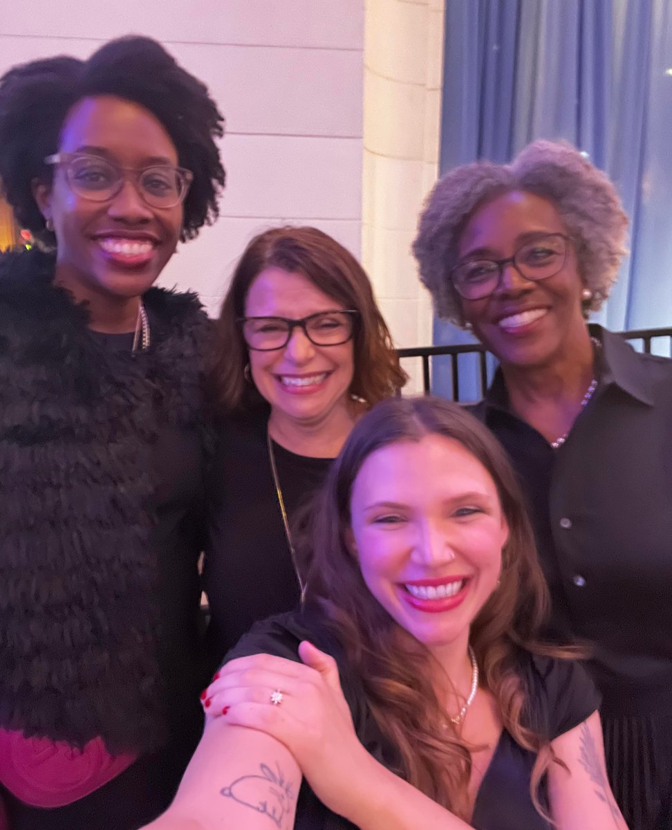 suzanne_for66's tweet photo. Some shots from the DPI Inaugural Gala! Still buzzing over the excitement of this event! 

I've loved the Field Museum since I was a little girl, and my daughter and I have always wanted to attend an event here. What a cool first event that was! https://t.co/6xpK5qm6Kn