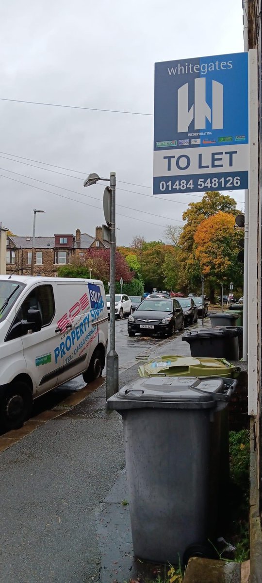 spe_signs's tweet image. Boards bring business! Whether your an agent advertising properties or you just want to advertise your business. We're happy to help. Longacre Estate Agents Yorkshires Finest @WhitegatesHudds and Francine Turner #advertisingboard #newboard #estateagents #boardsbringbusiness